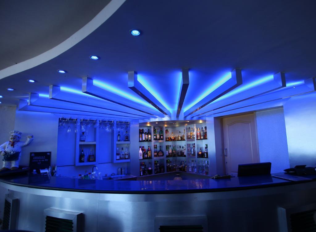 The Quilon Beach Hotel And Convention Center Kollam Buitenkant foto