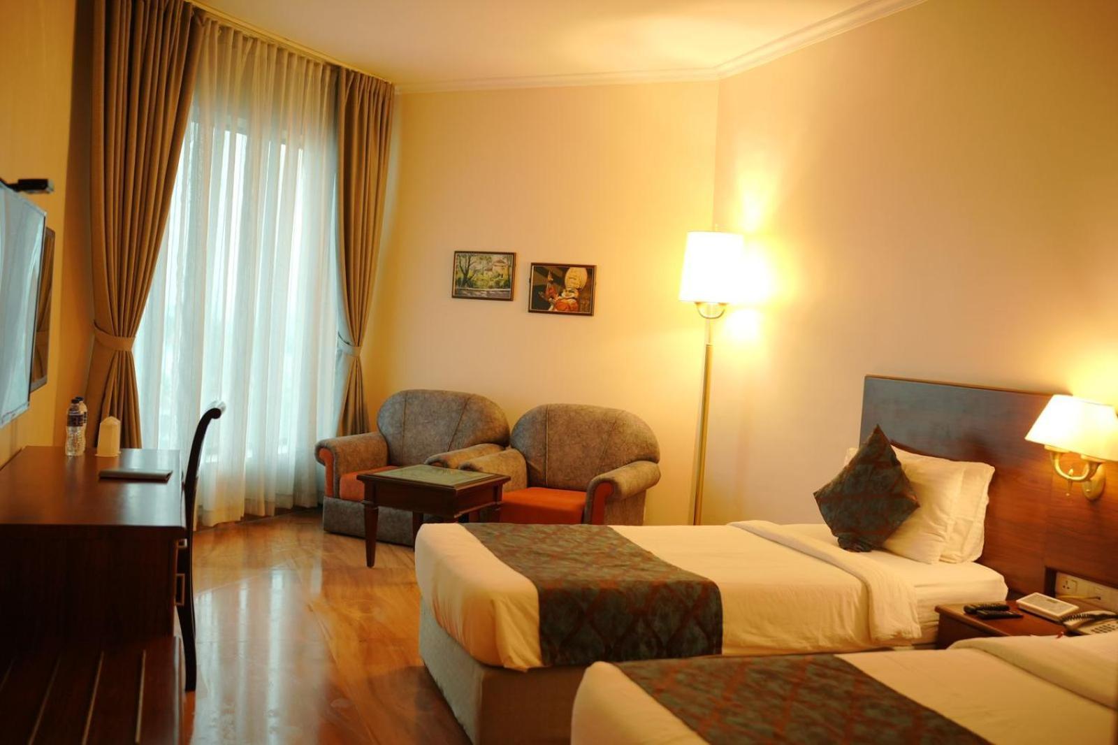 The Quilon Beach Hotel And Convention Center Kollam Buitenkant foto